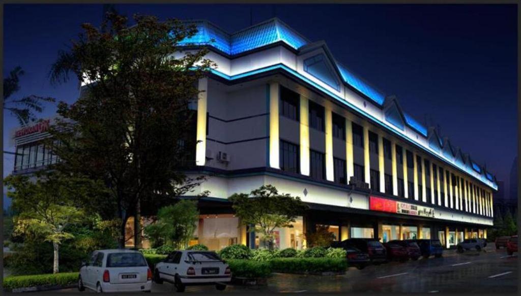 Grand City Hotel Bandar Seri Begawan Exteriör bild